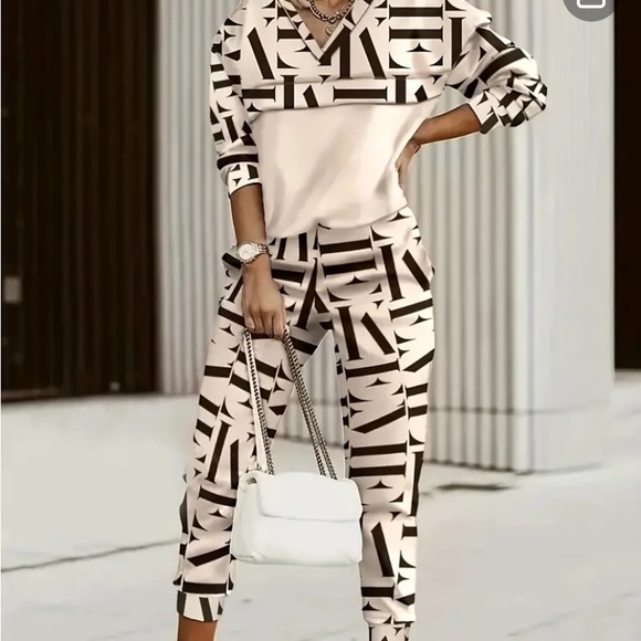 Great casual jogger set, NWOT. - Picture 1 of 6